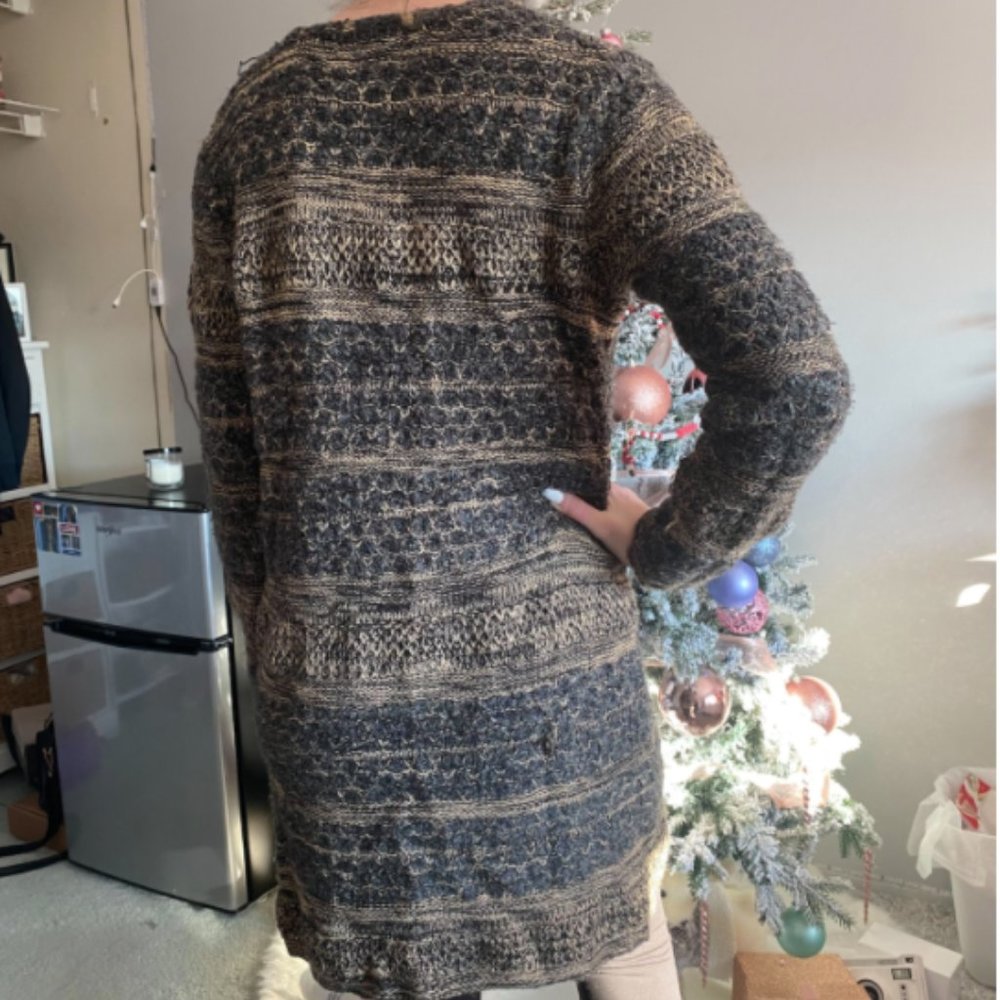 Cardigan - Picture 2 of 2